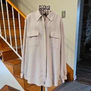 👚Apparenza Light Beige Button-Up Shirt